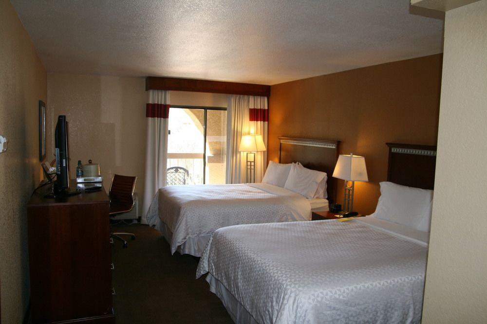 Four Points By Sheraton Tucson Airport Экстерьер фото