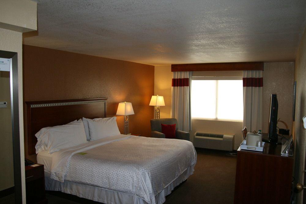 Four Points By Sheraton Tucson Airport Экстерьер фото