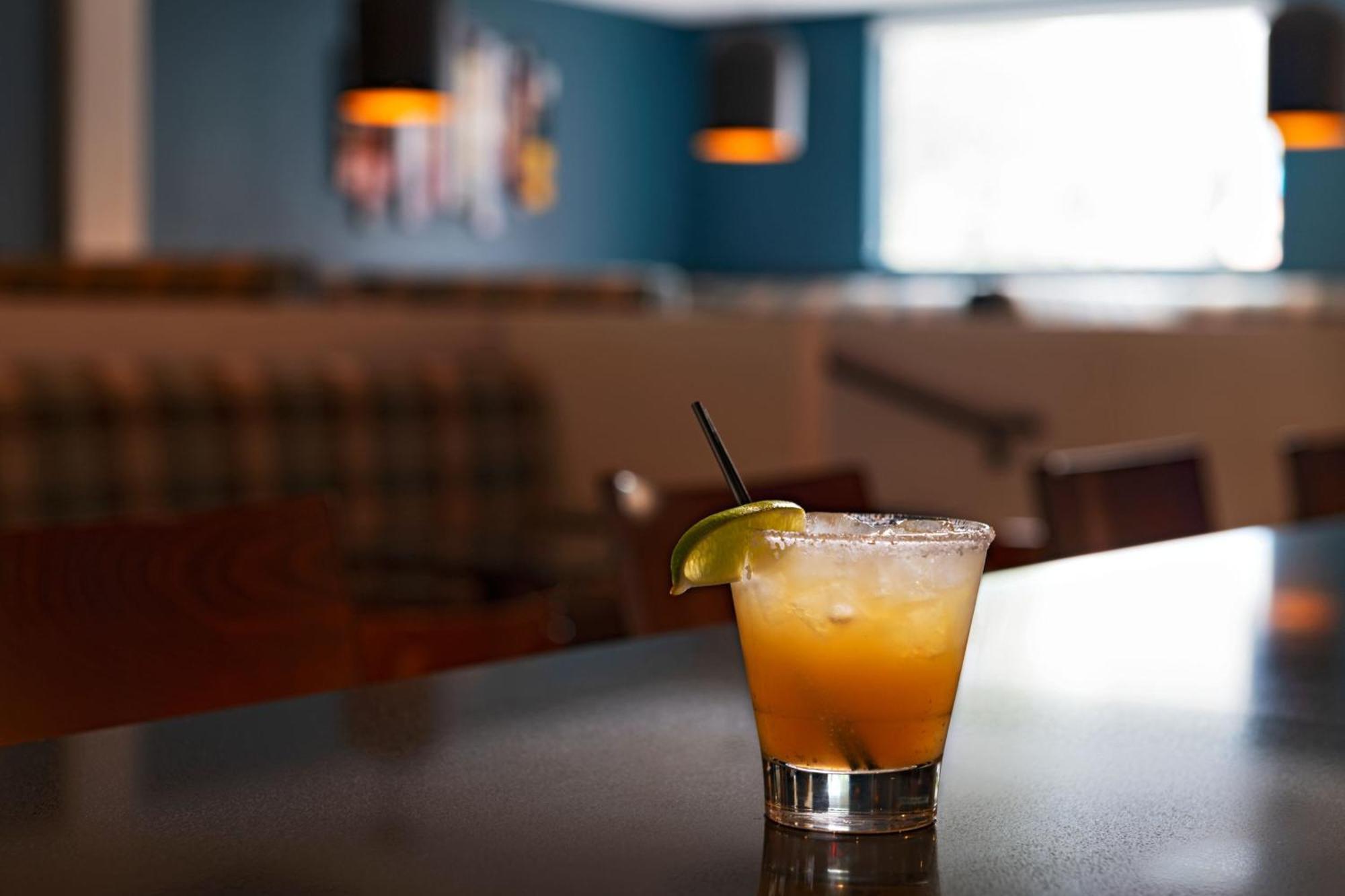 Four Points By Sheraton Tucson Airport Экстерьер фото